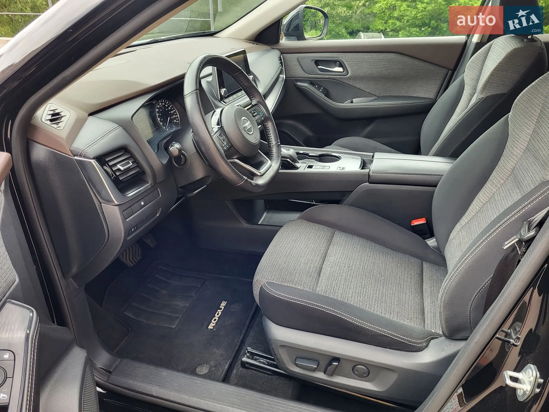 2021 Nissan Rogue - мініатюра 25
