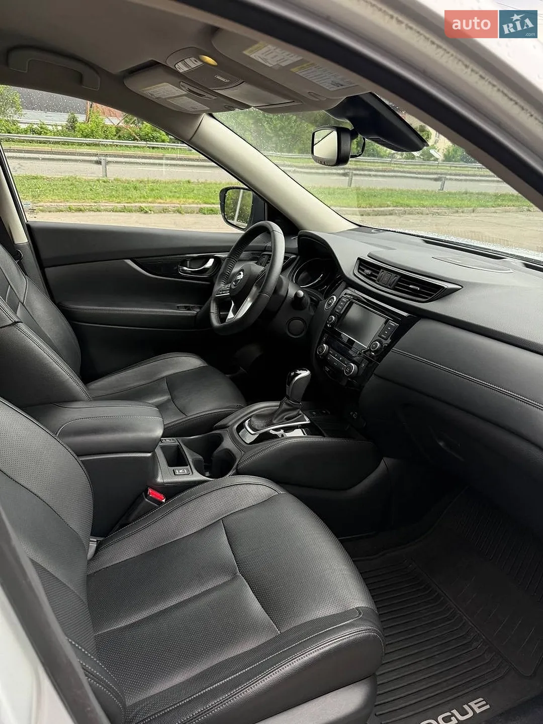 2019 Nissan Rogue - мініатюра 8