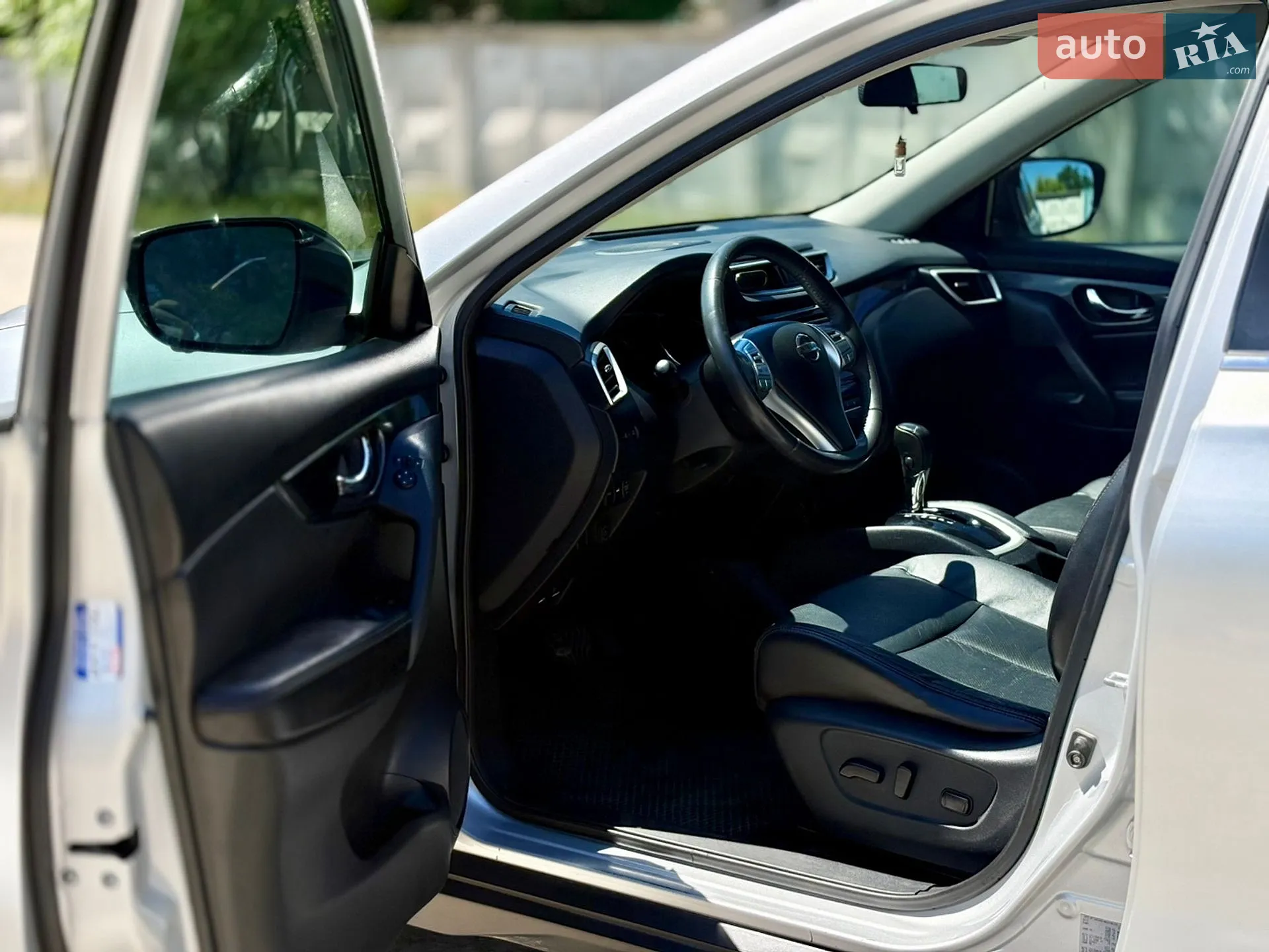 2014 Nissan Rogue - мініатюра 27