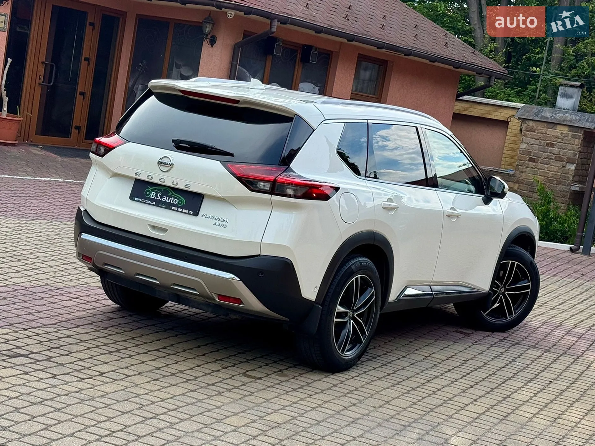2022 Nissan Rogue - мініатюра 2
