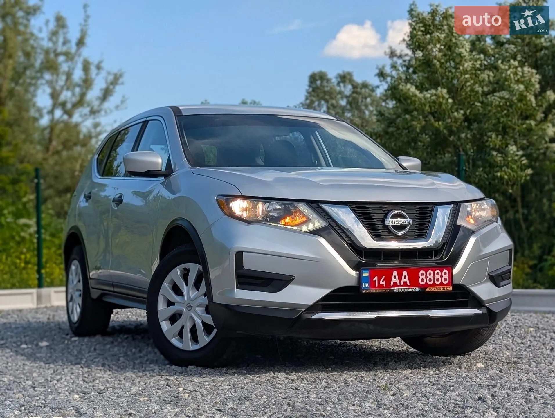 2017 Nissan Rogue - мініатюра 2