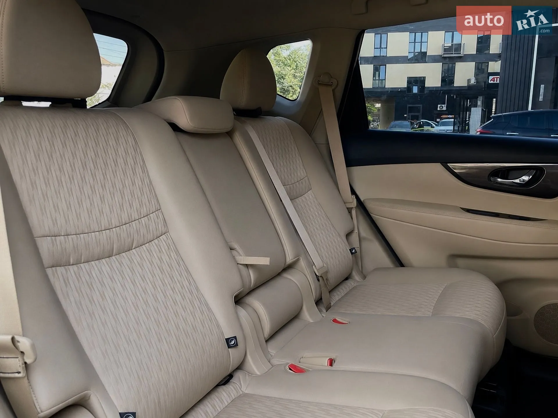2019 Nissan Rogue - мініатюра 15