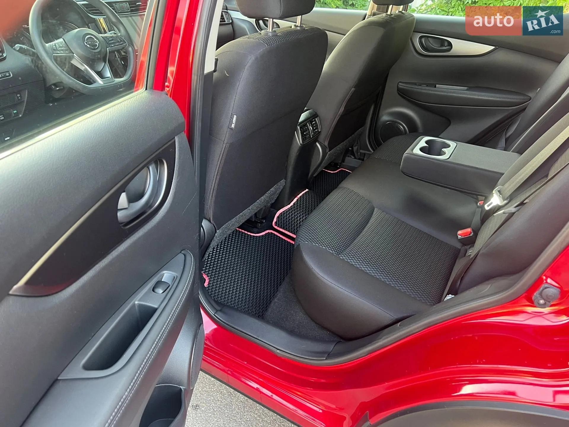 2018 Nissan Rogue - мініатюра 11