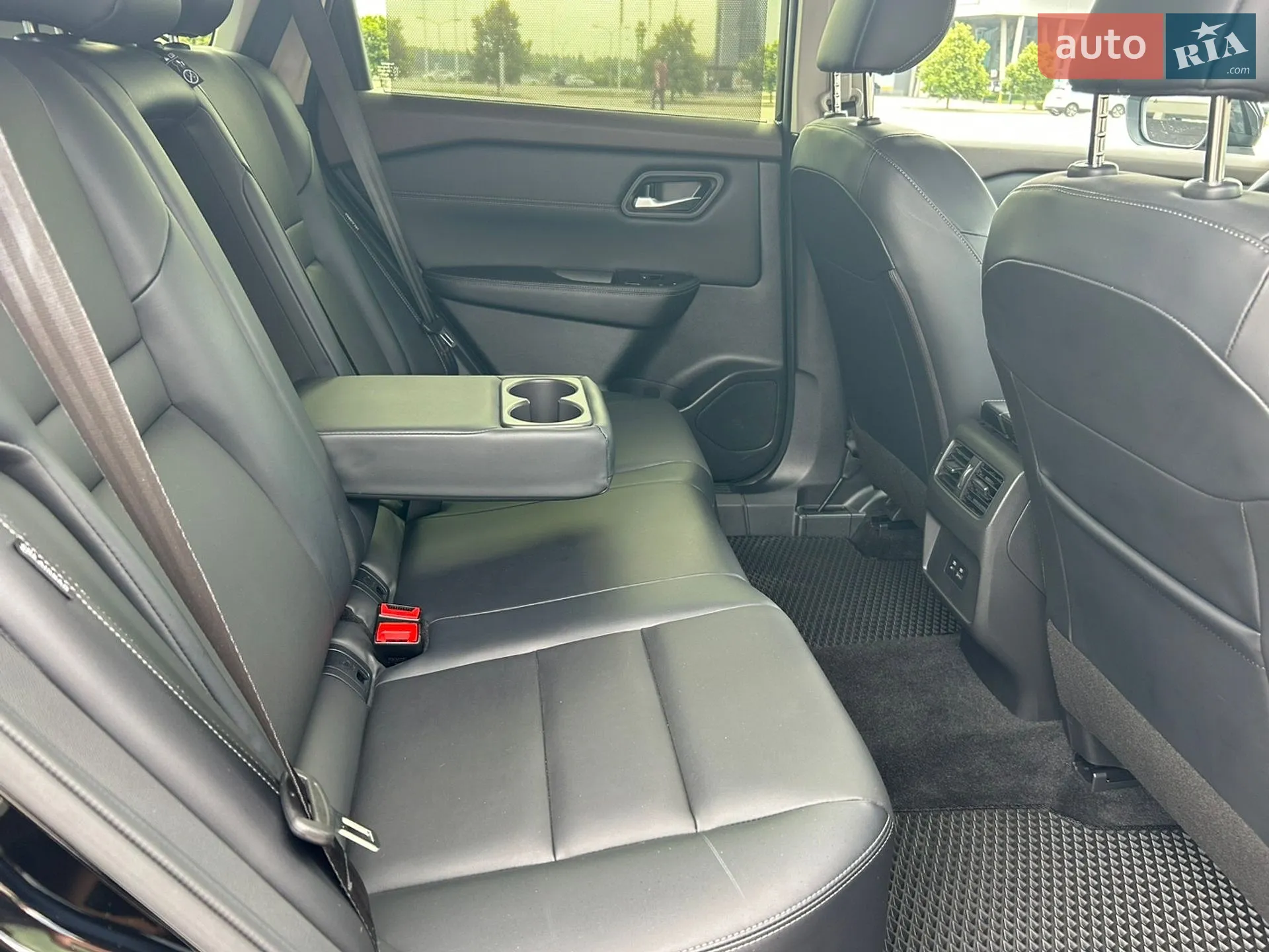 2023 Nissan Rogue - мініатюра 28