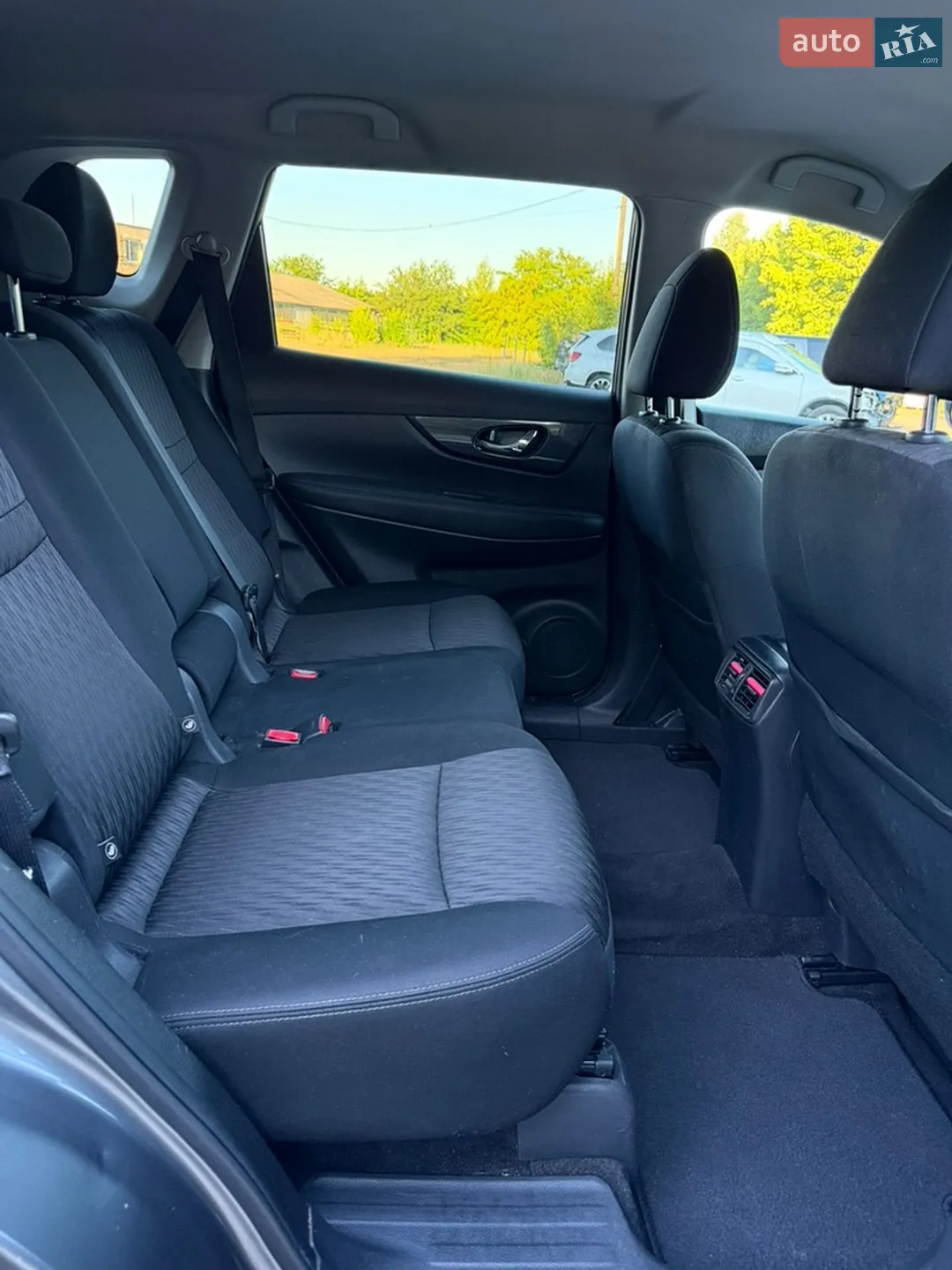 2018 Nissan Rogue - мініатюра 63