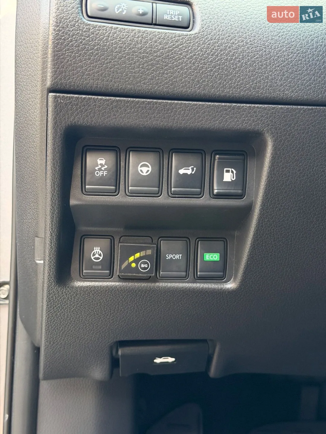 2019 Nissan Rogue - мініатюра 18
