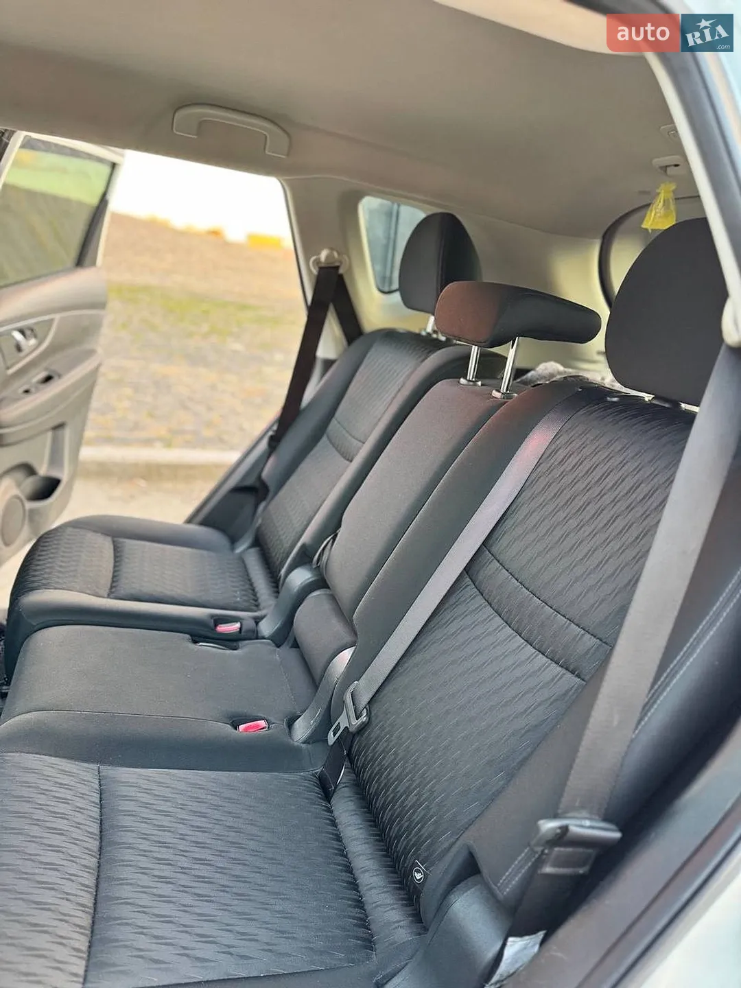 2017 Nissan Rogue - мініатюра 13