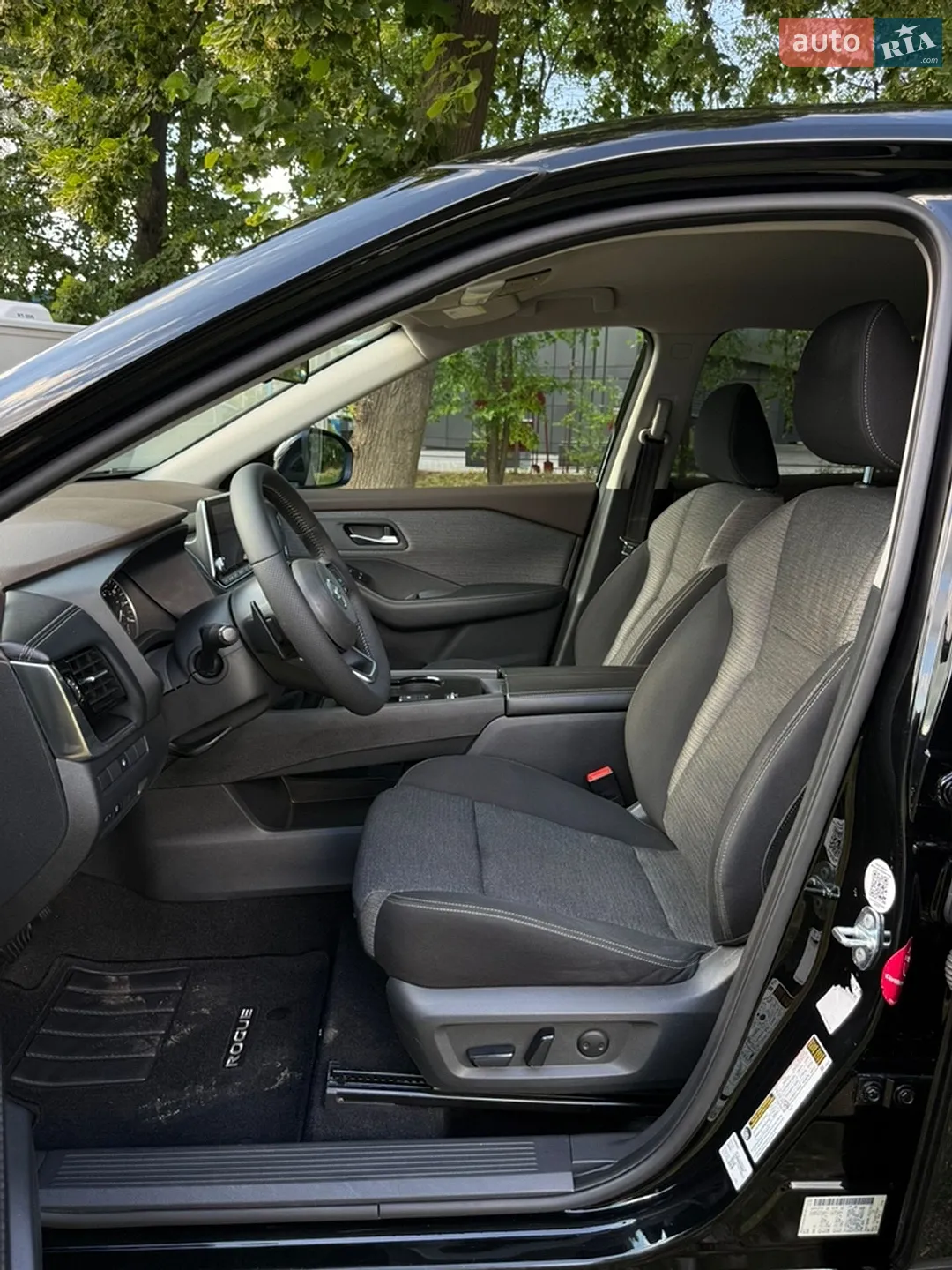 2020 Nissan Rogue - мініатюра 16