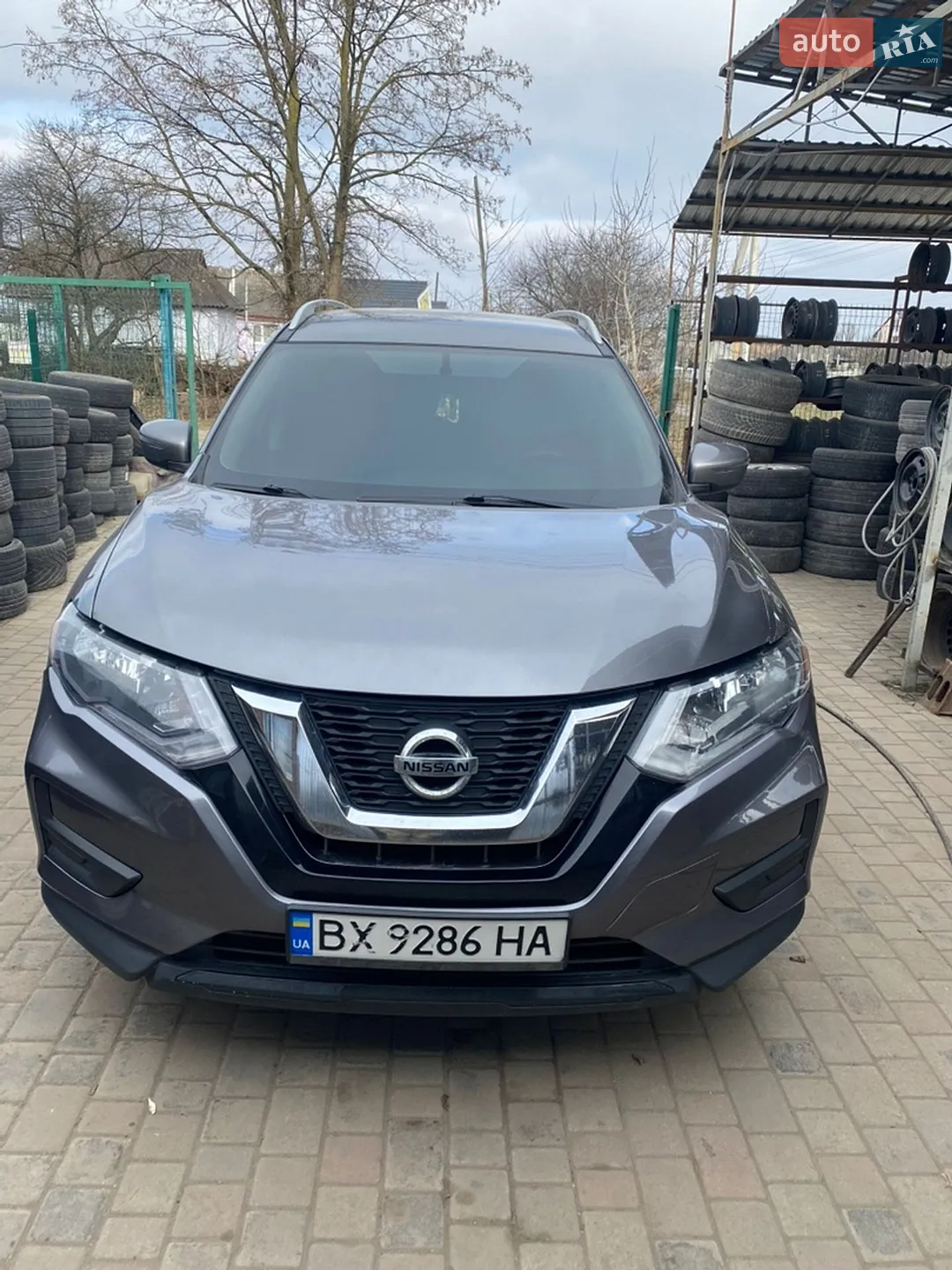 2017 Nissan Rogue - фото 1
