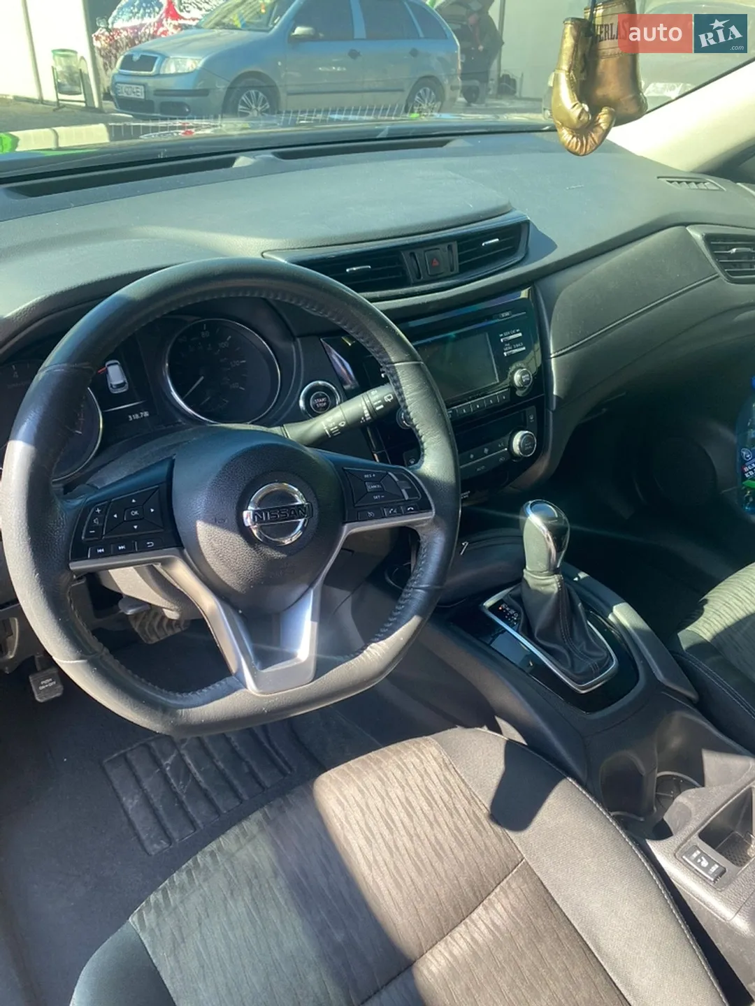 2017 Nissan Rogue - мініатюра 31