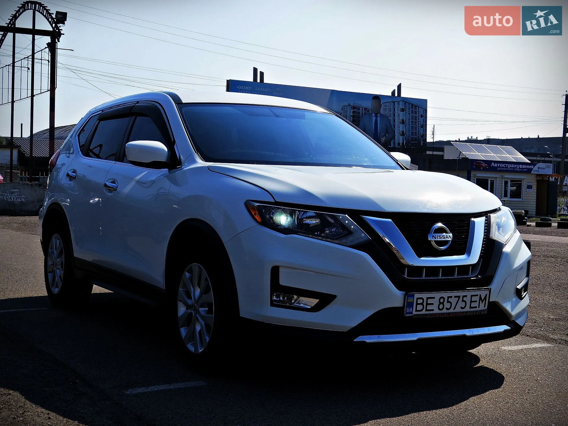 2017 Nissan Rogue - мініатюра 2