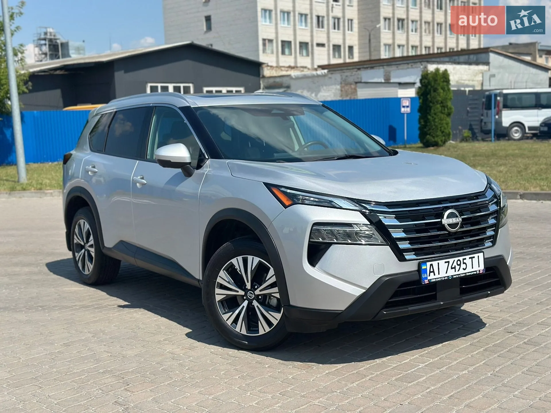 2021 Nissan Rogue - мініатюра 3