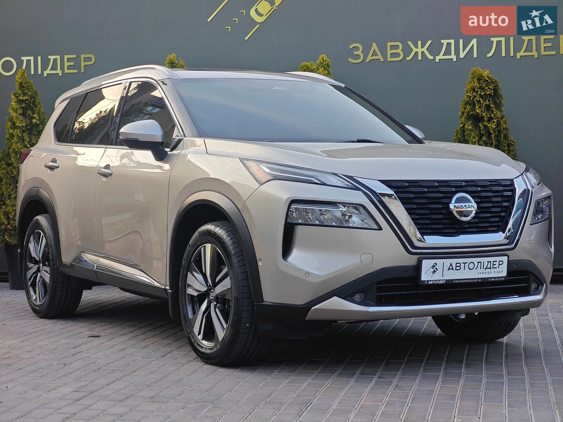 2021 Nissan Rogue - мініатюра 4