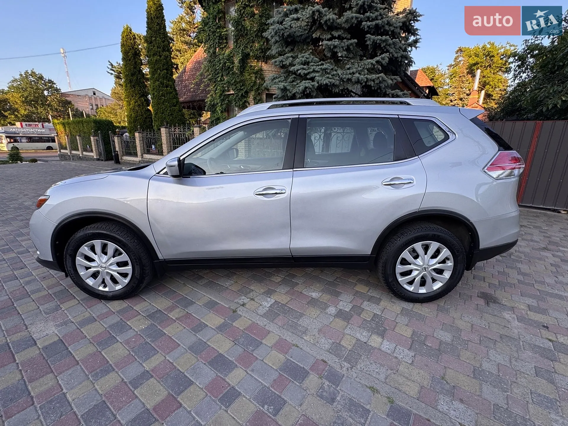 2016 Nissan Rogue - мініатюра 8