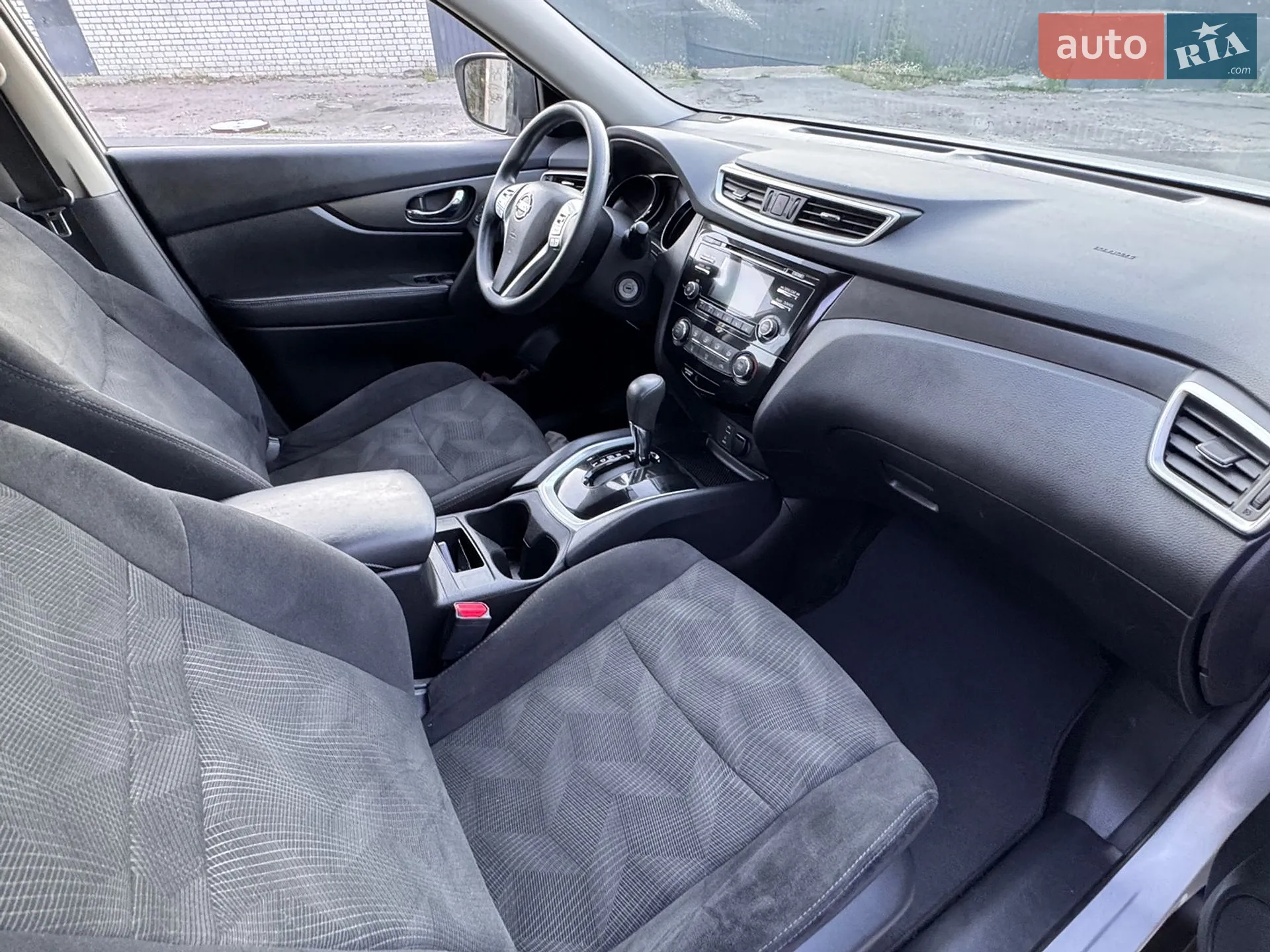 2016 Nissan Rogue - мініатюра 13