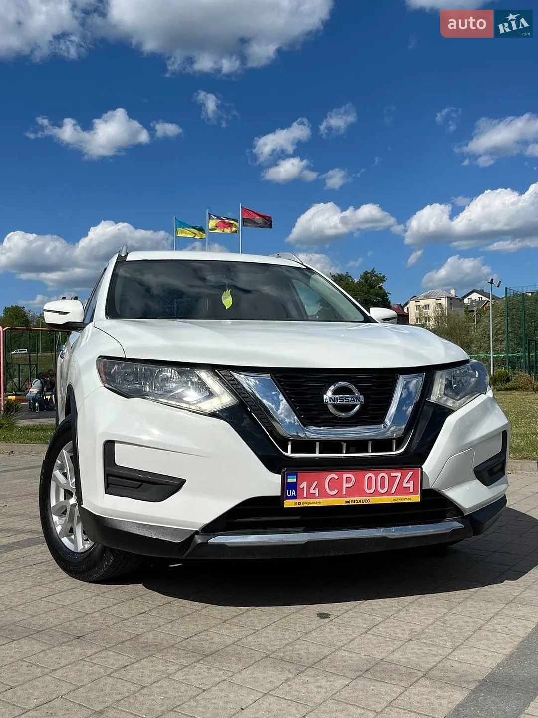 2017 Nissan Rogue - фото 1