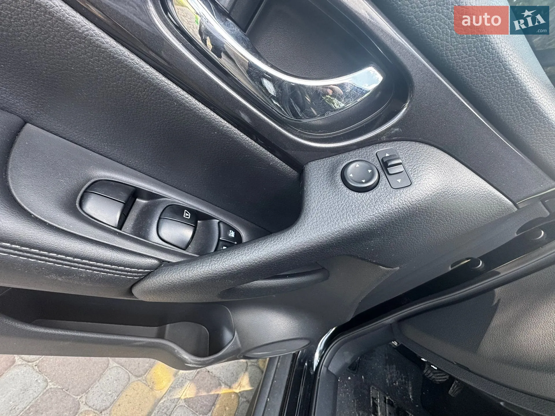 2017 Nissan Rogue - мініатюра 5