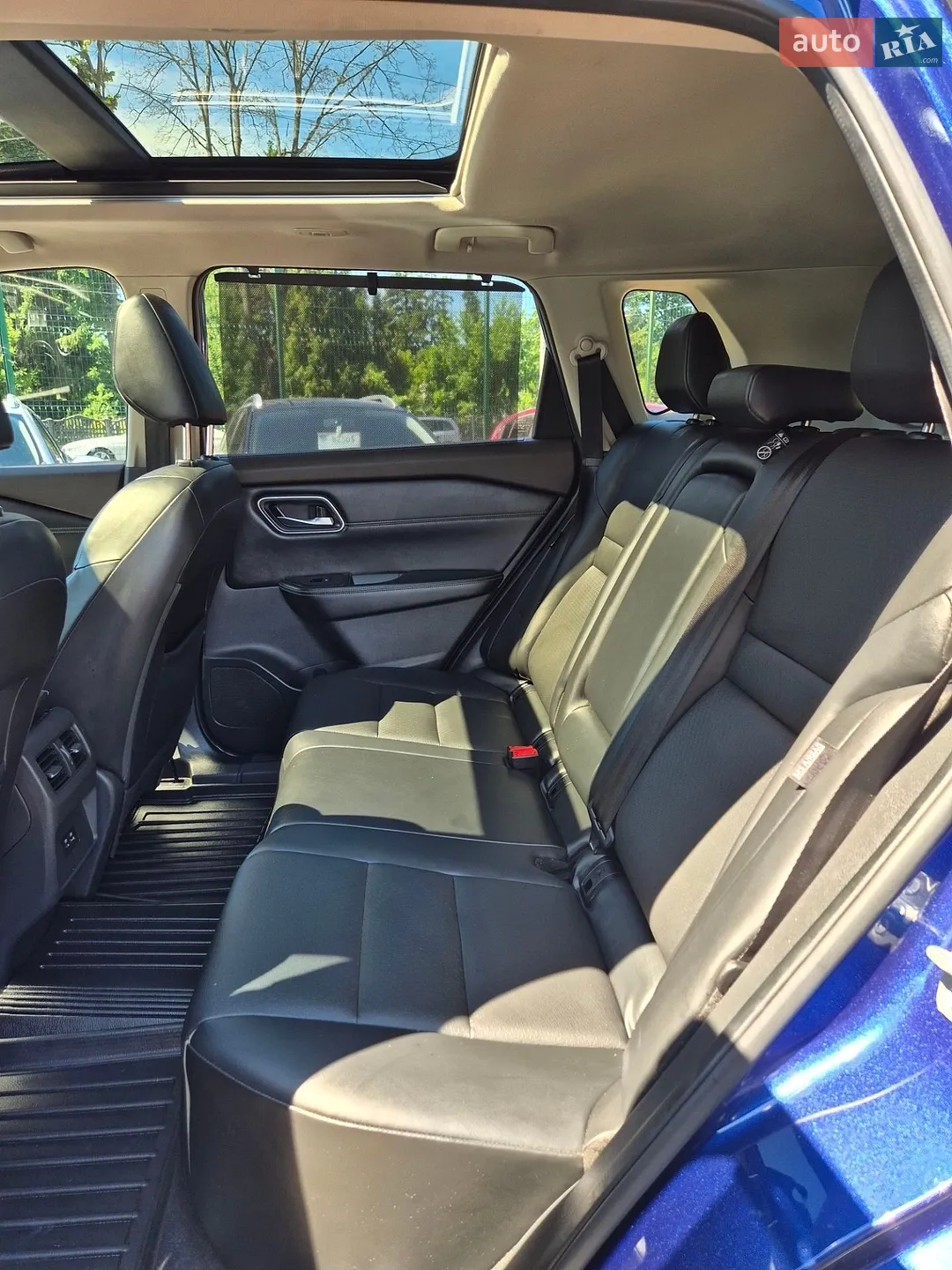 2020 Nissan Rogue - мініатюра 16