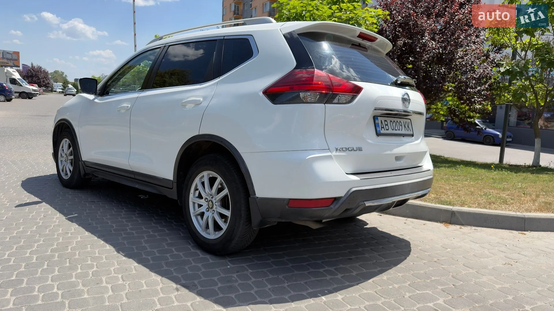 2017 Nissan Rogue - мініатюра 4