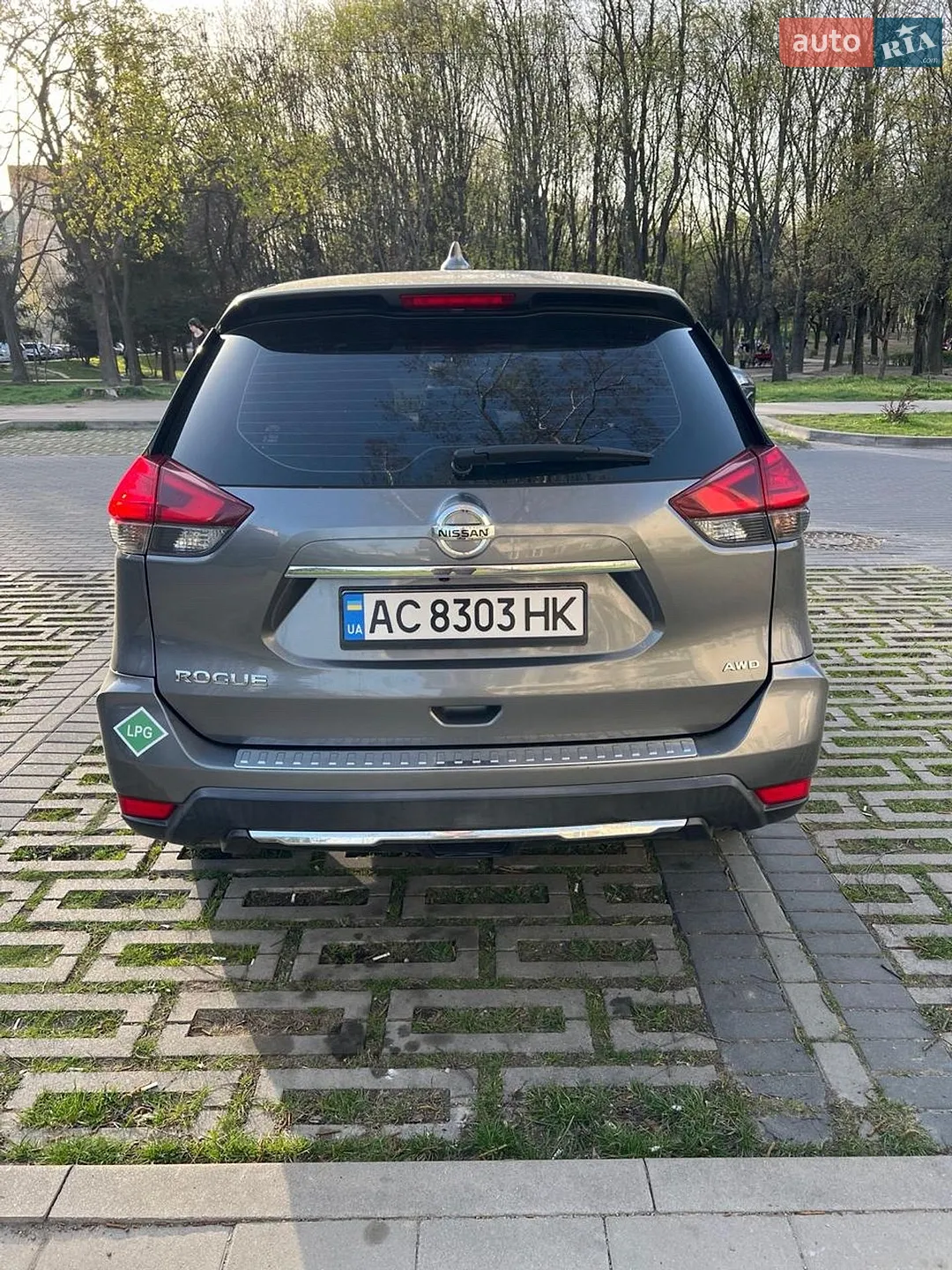 2017 Nissan Rogue - мініатюра 3