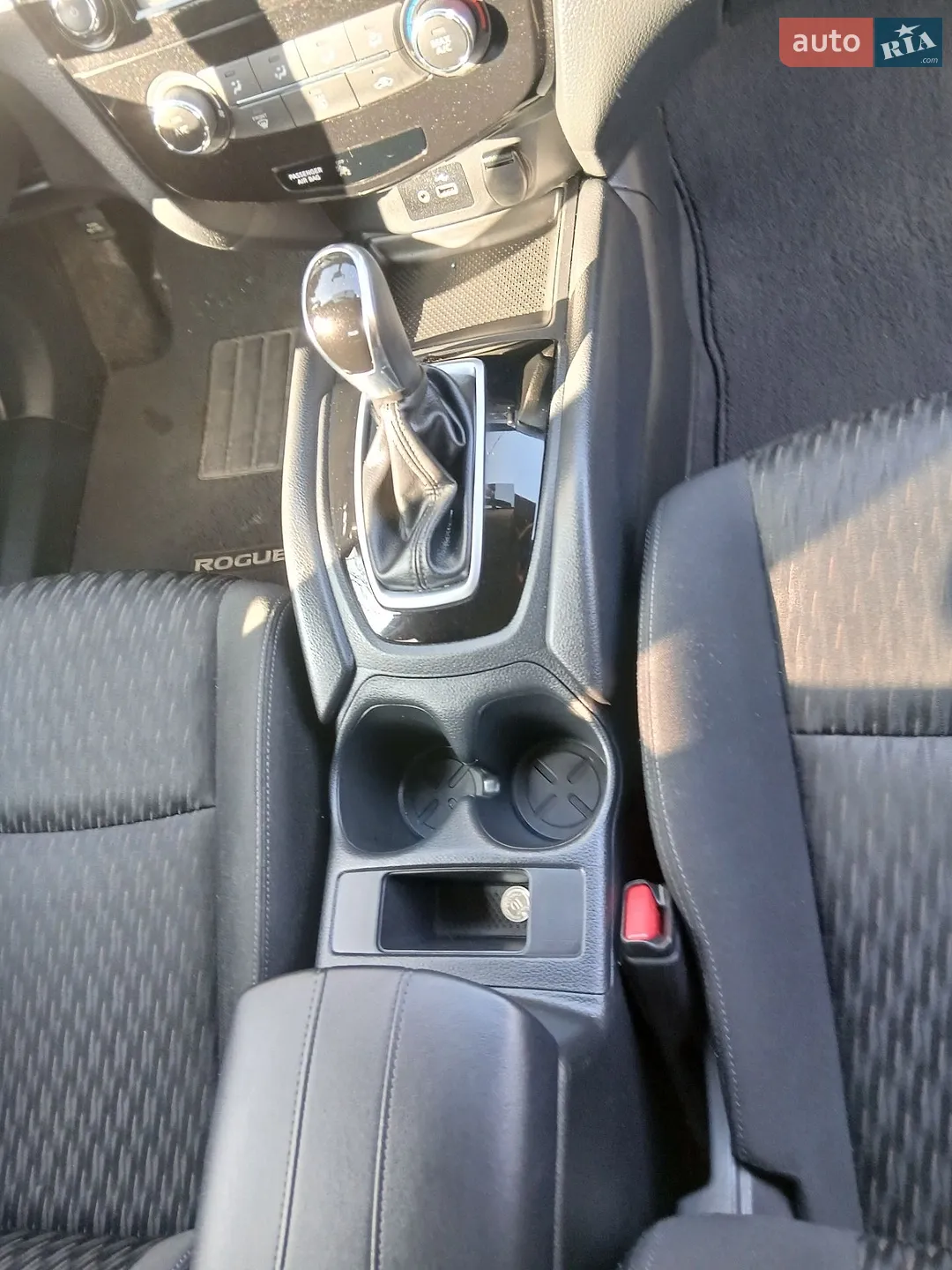 2018 Nissan Rogue - мініатюра 13