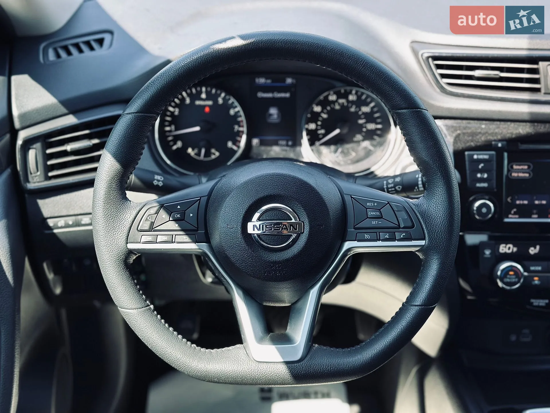 2019 Nissan Rogue - мініатюра 33