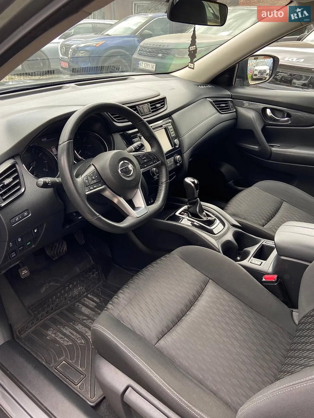 2019 Nissan Rogue - мініатюра 10