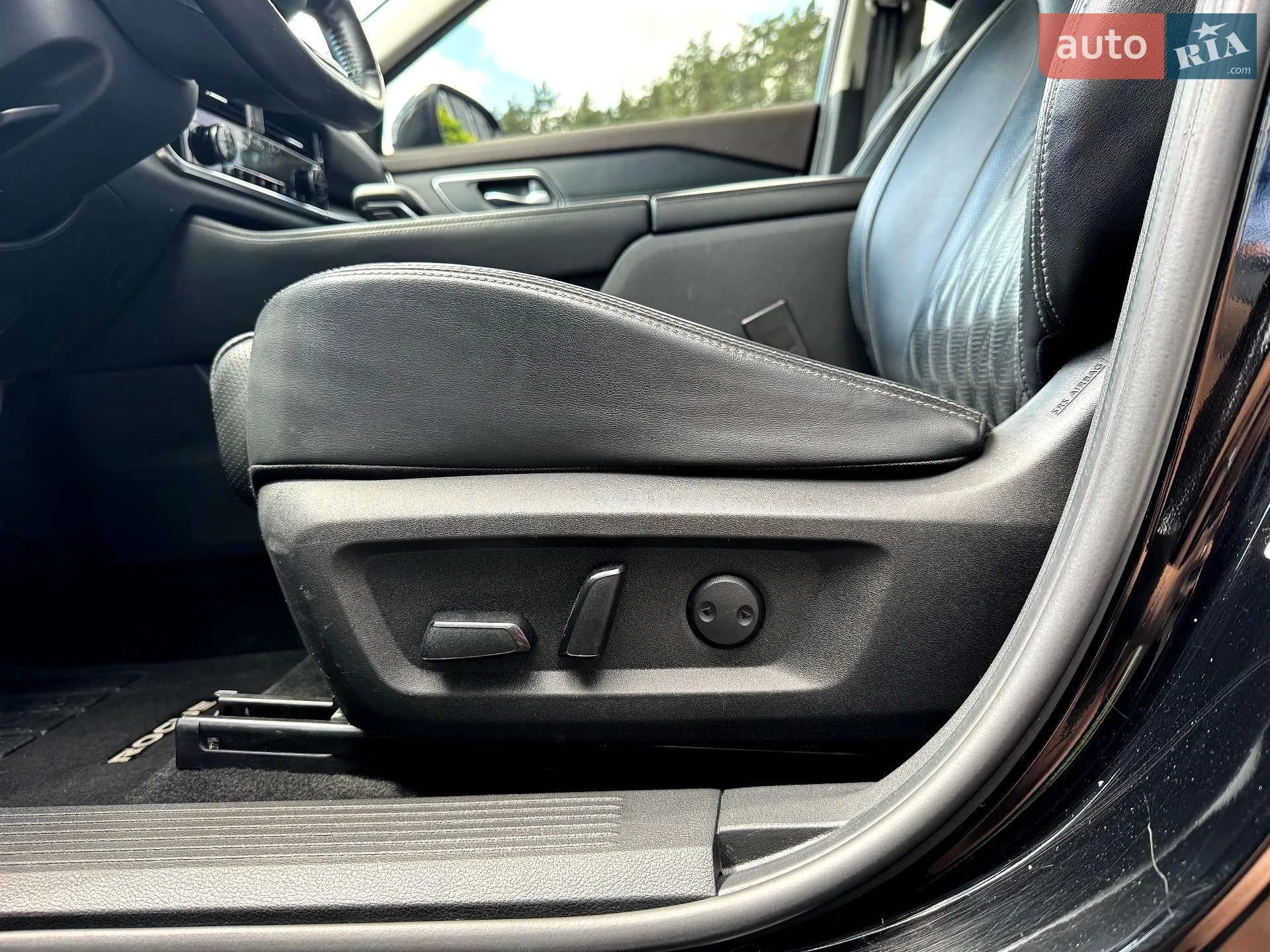 2021 Nissan Rogue - мініатюра 16