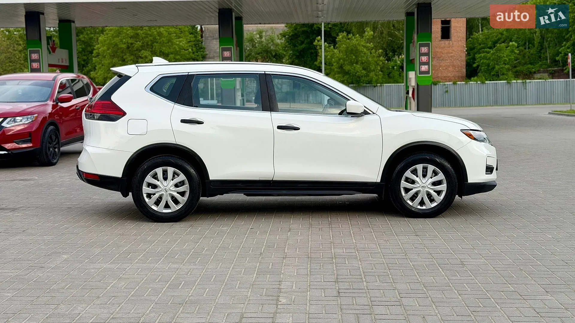 2016 Nissan Rogue - мініатюра 16