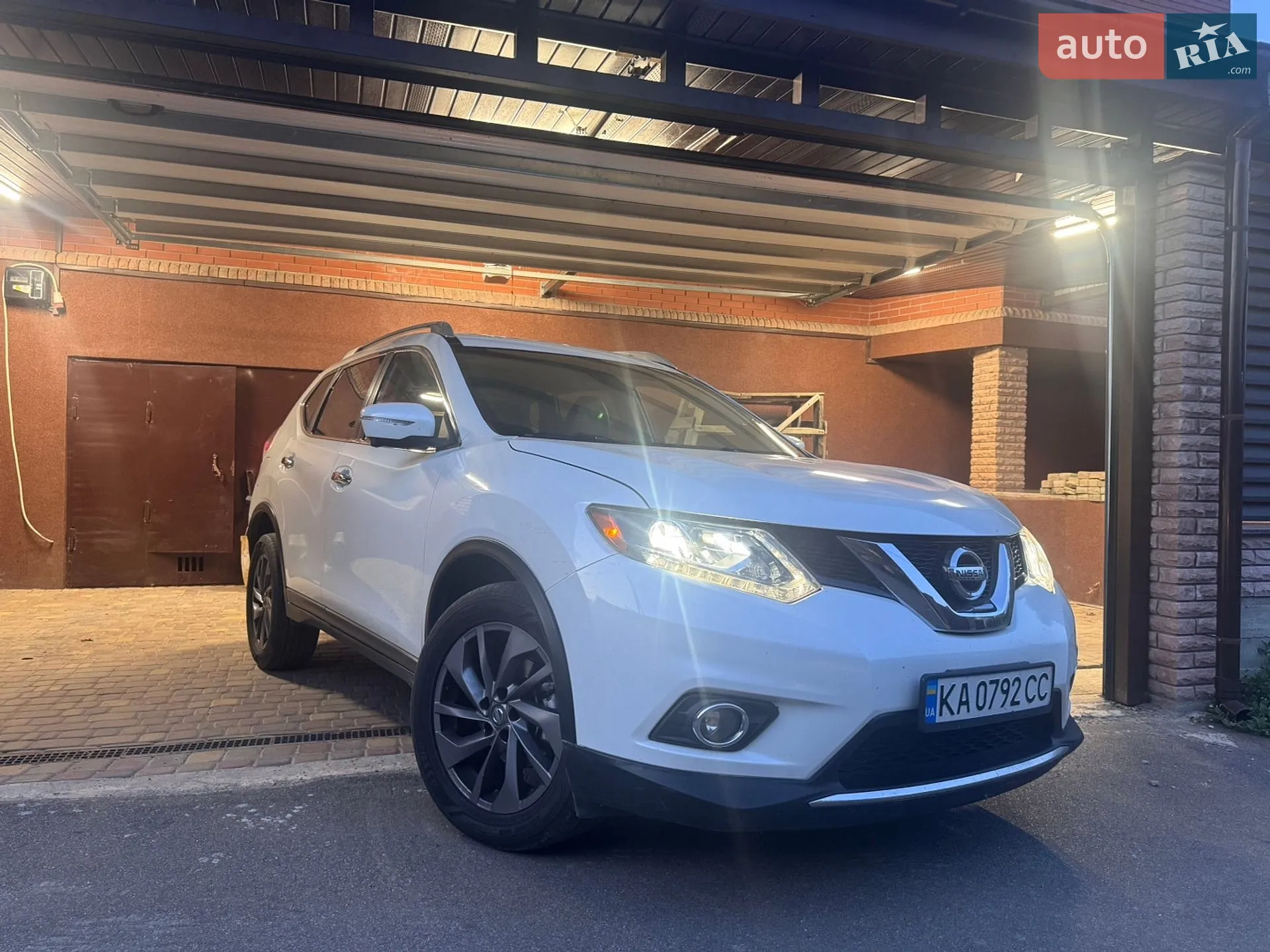 2016 Nissan Rogue - фото 1