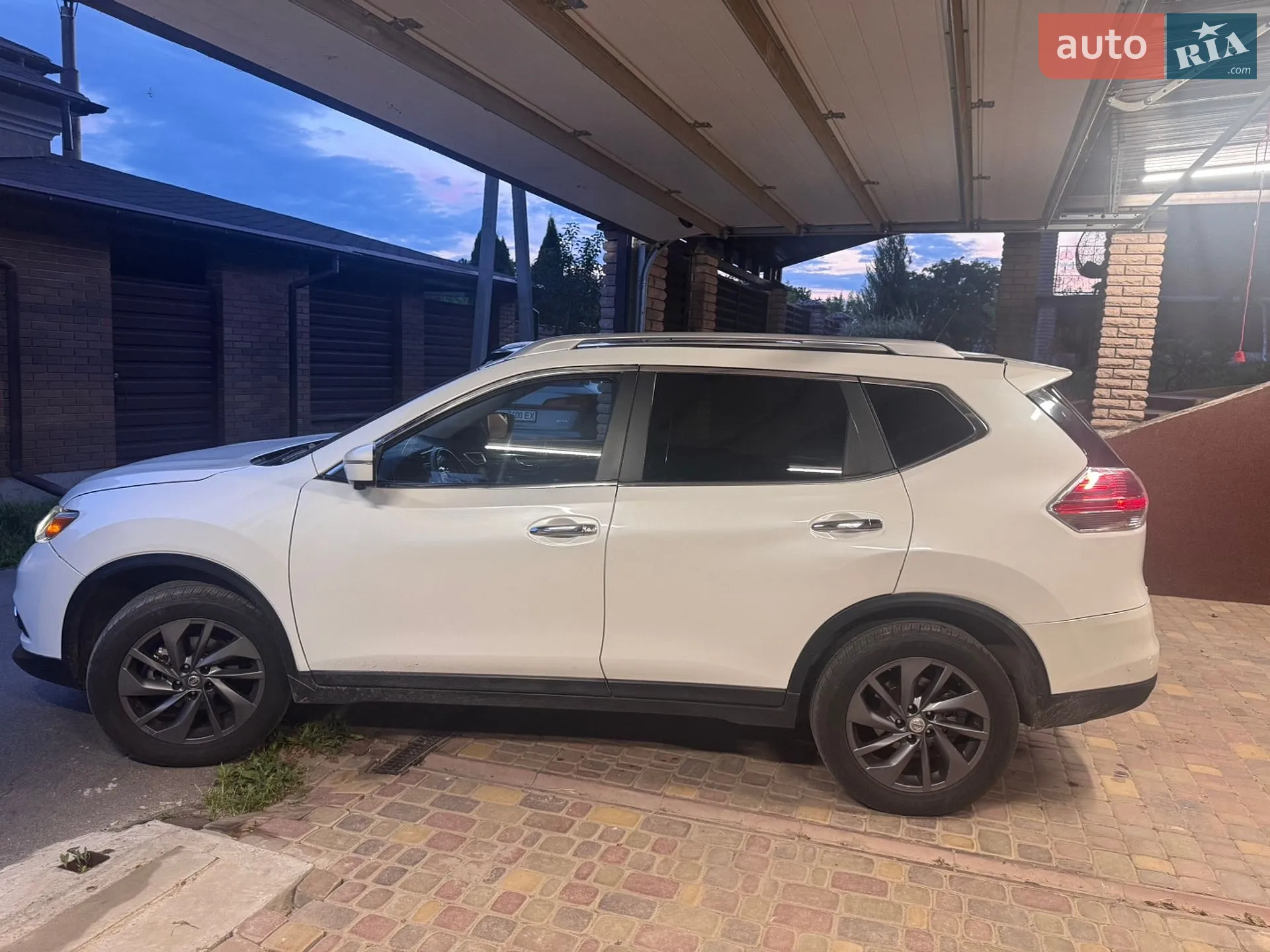 2016 Nissan Rogue - мініатюра 4