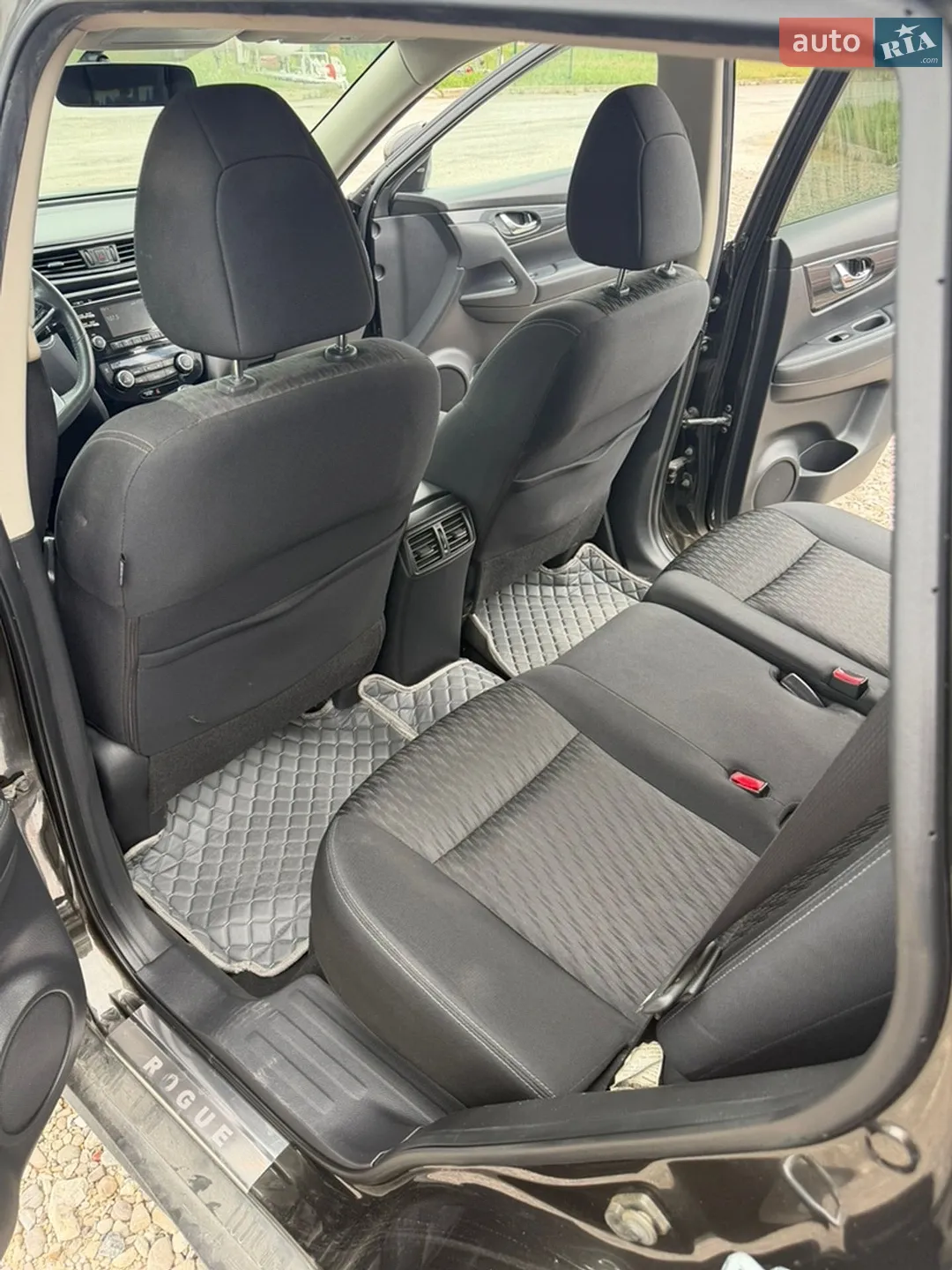 2017 Nissan Rogue - мініатюра 9