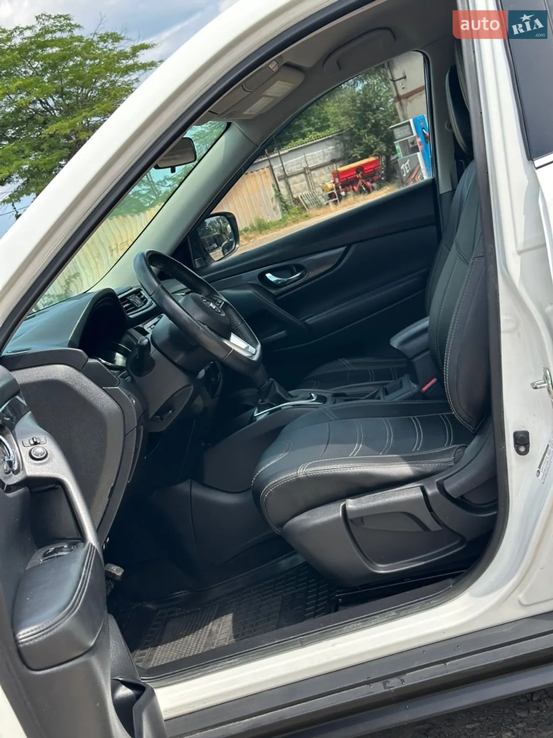 2017 Nissan Rogue - мініатюра 21