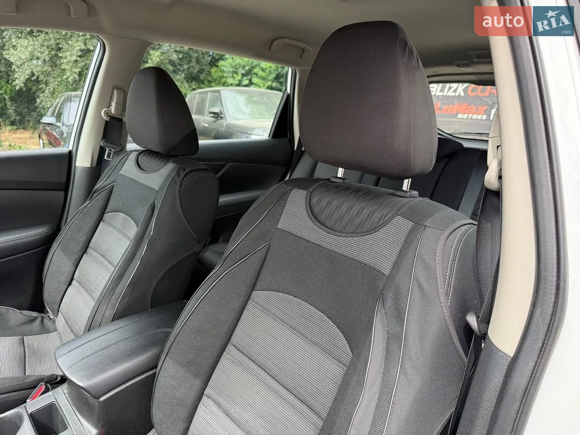 2018 Nissan Rogue - мініатюра 17