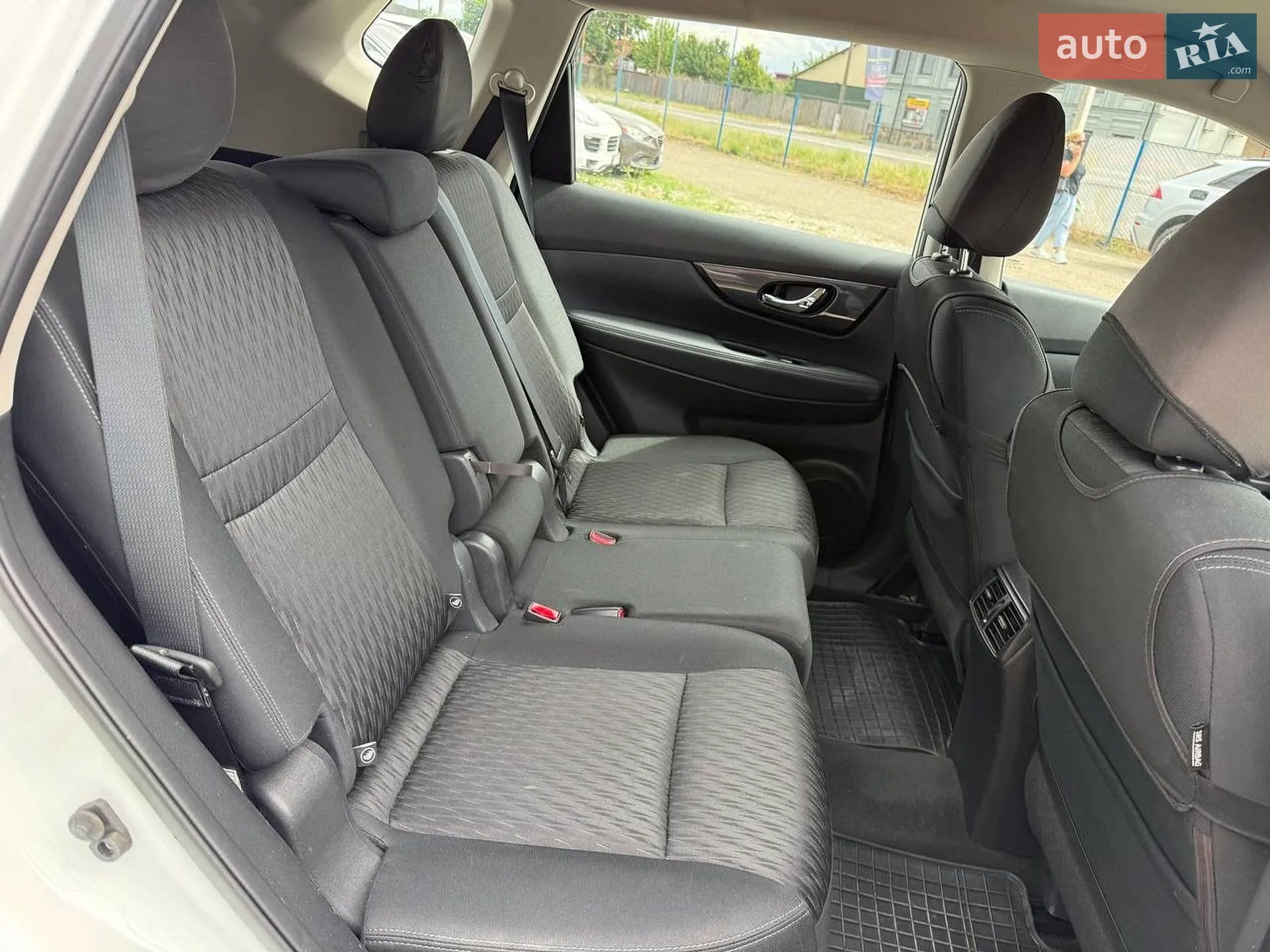 2018 Nissan Rogue - мініатюра 27