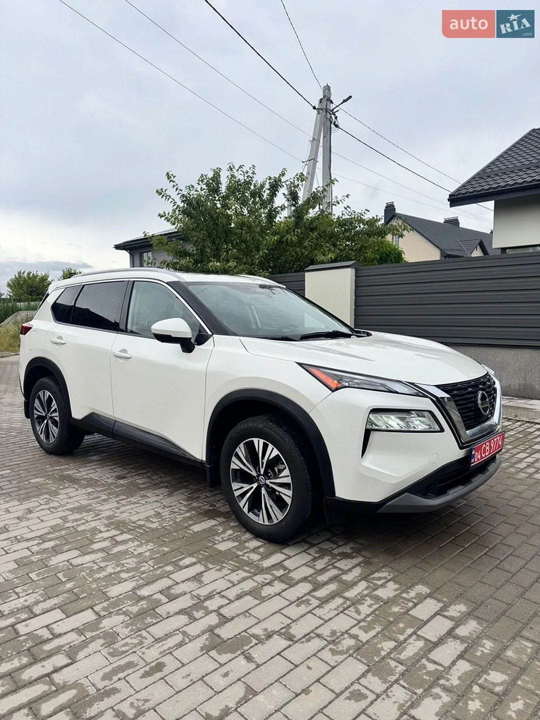 2021 Nissan Rogue - фото 1