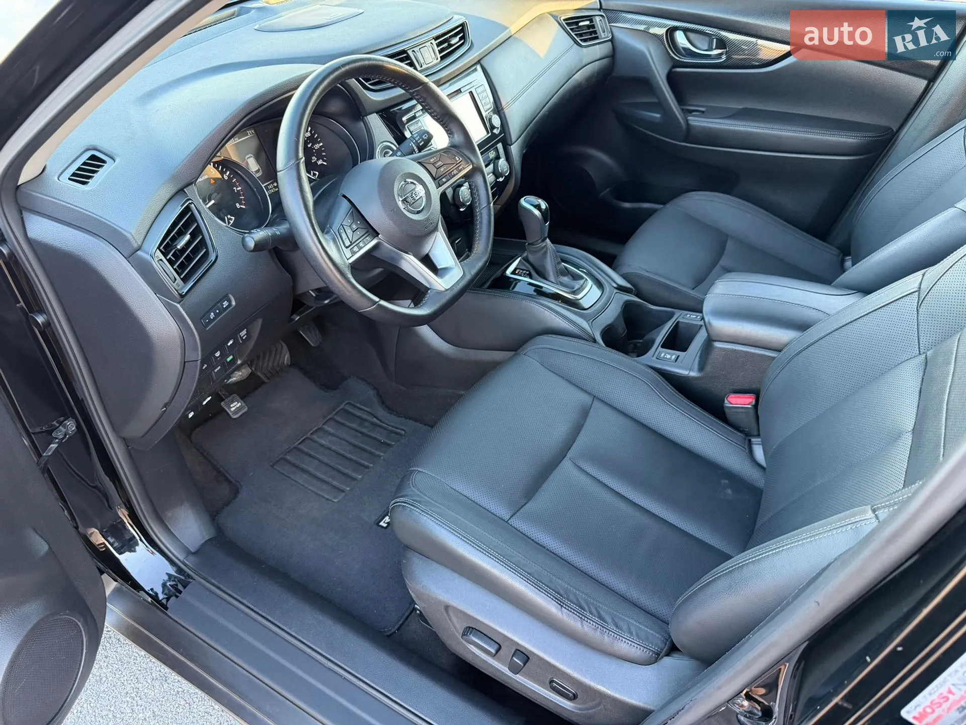 2017 Nissan Rogue - мініатюра 35
