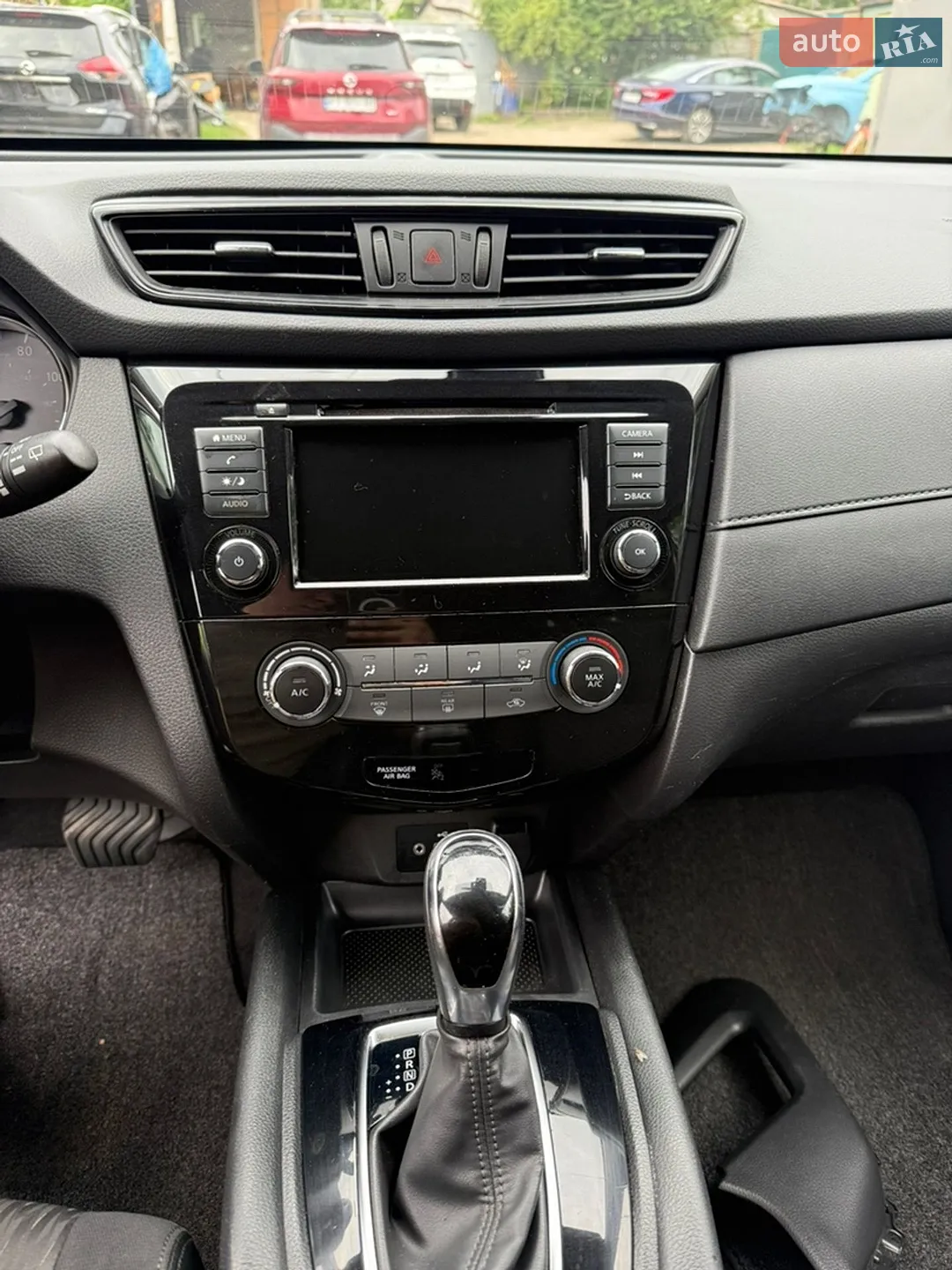 2018 Nissan Rogue - мініатюра 15