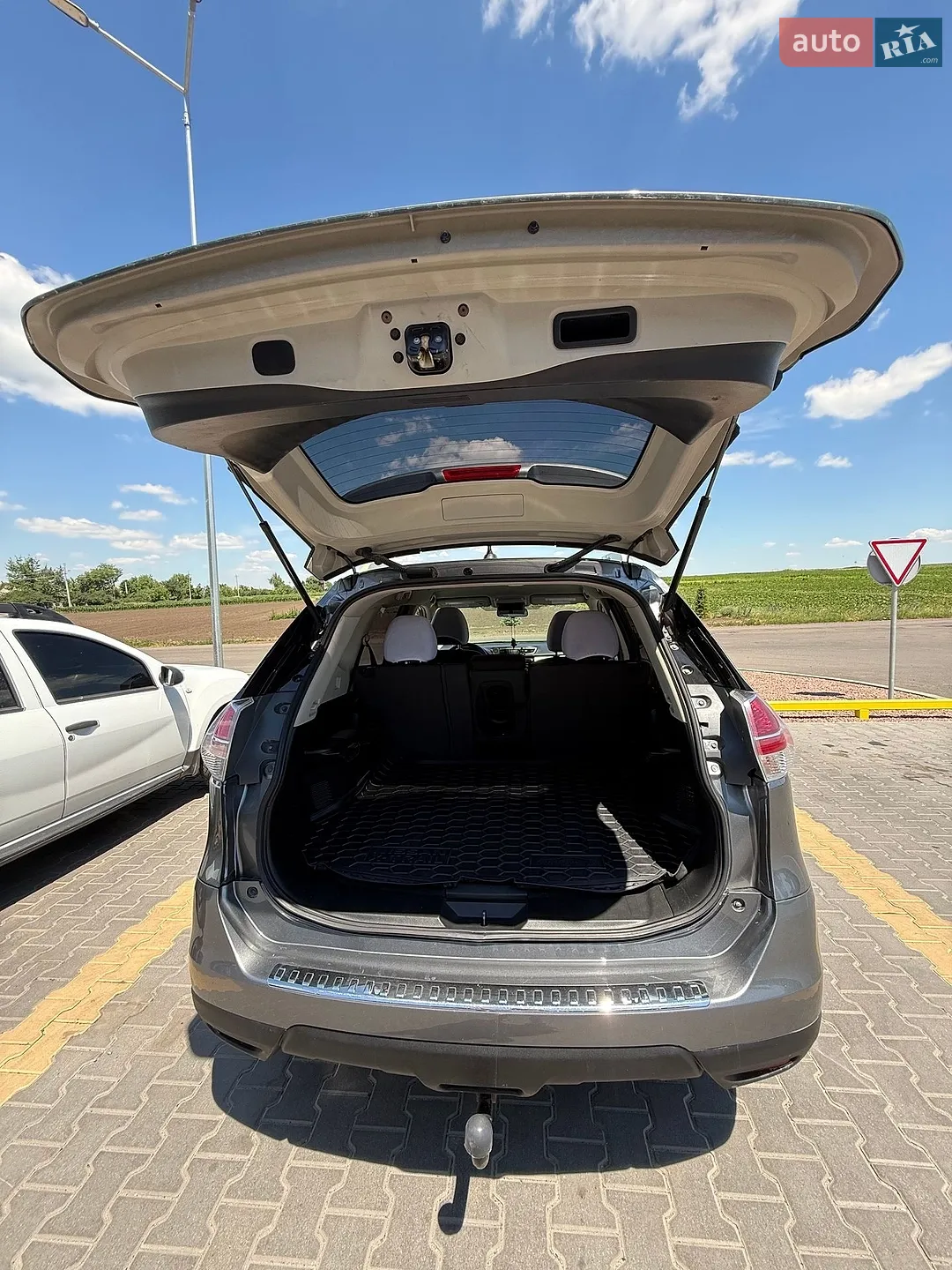 2016 Nissan Rogue - мініатюра 9
