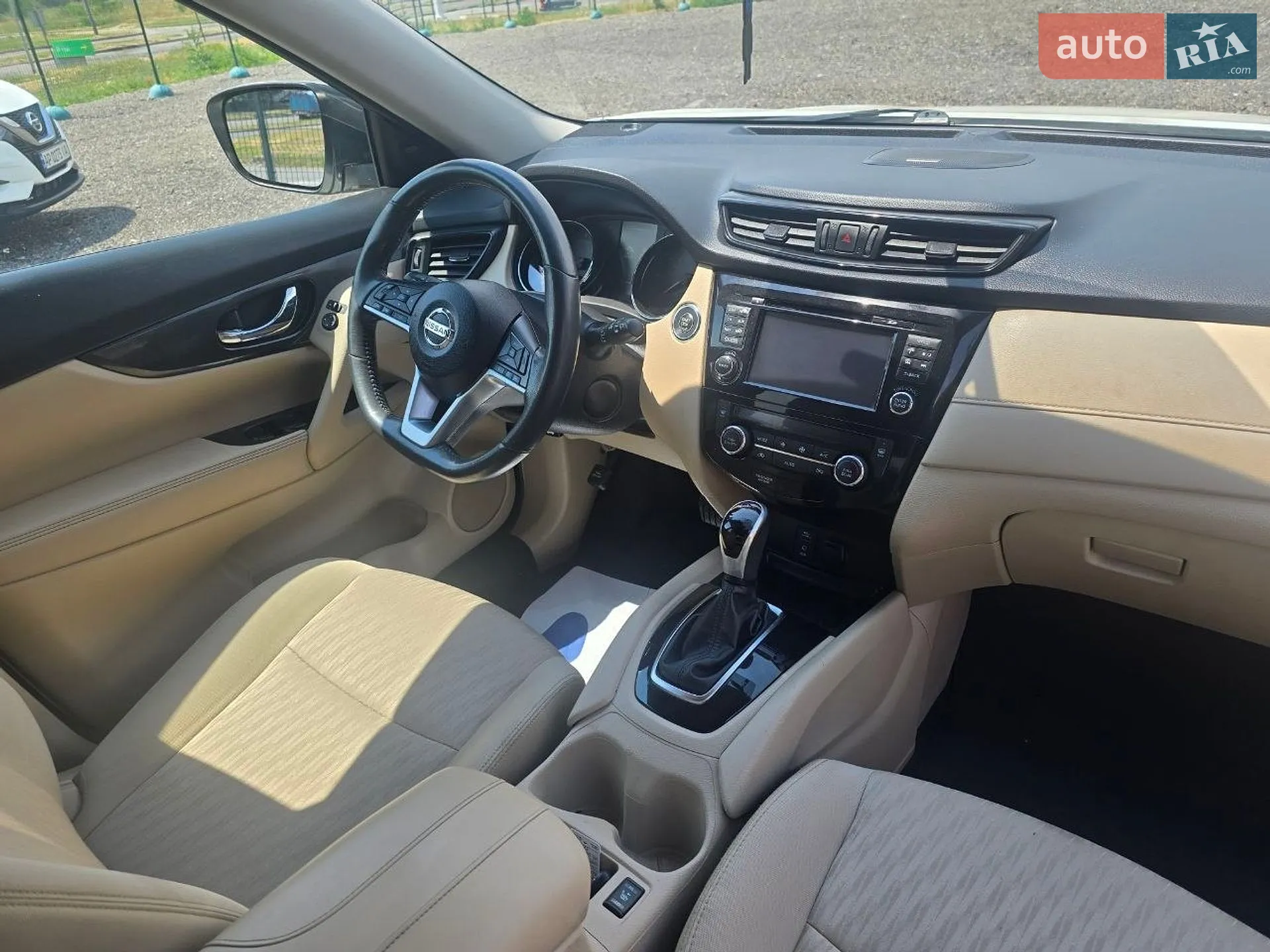 2017 Nissan Rogue - мініатюра 18