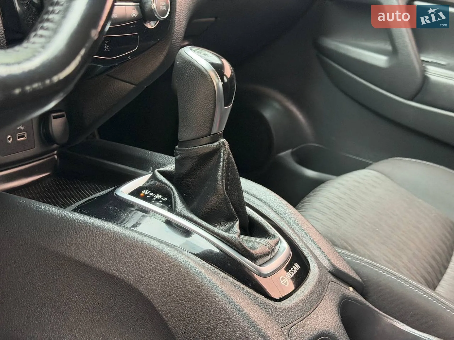 2017 Nissan Rogue - мініатюра 31