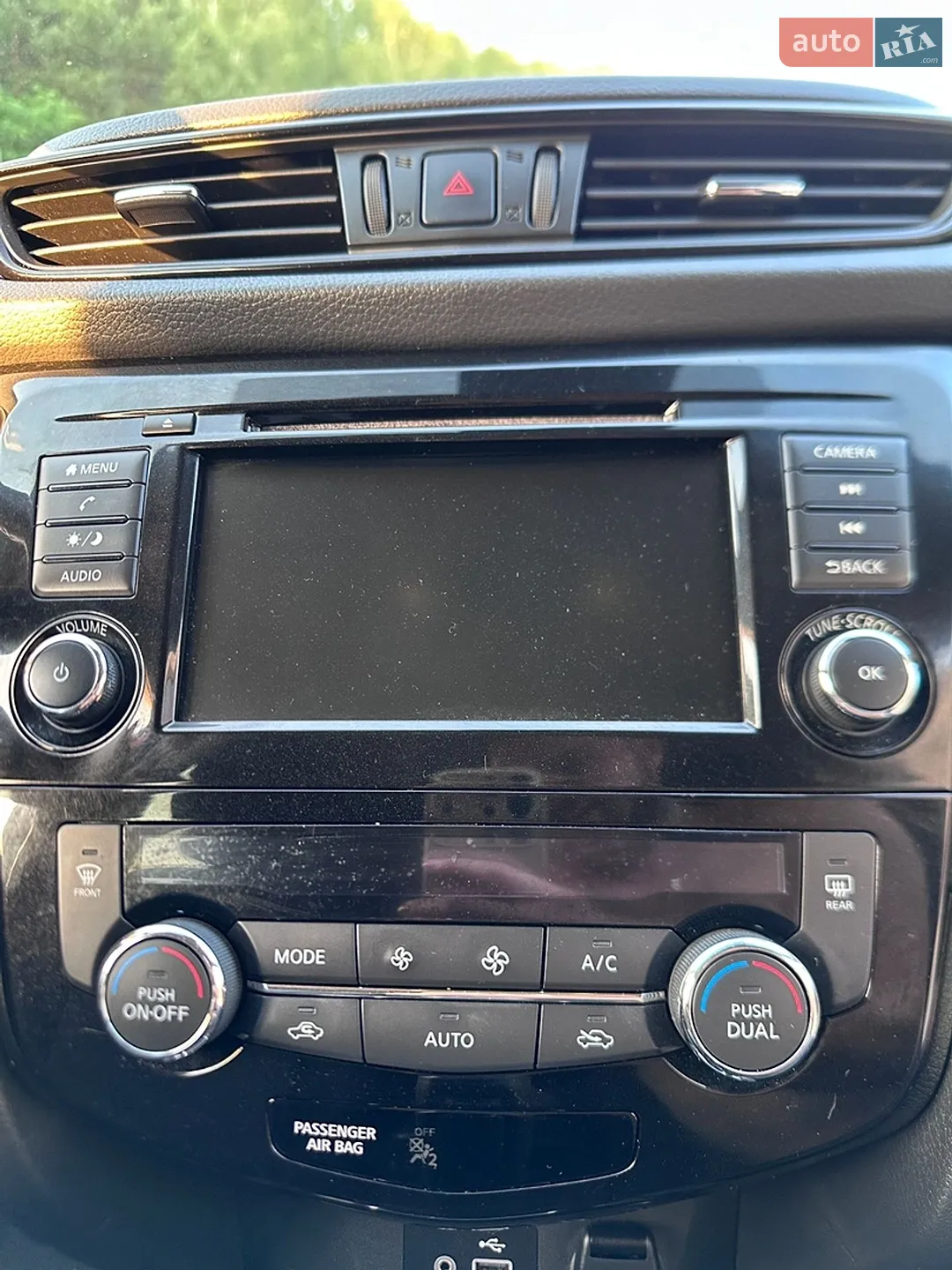 2019 Nissan Rogue - мініатюра 3