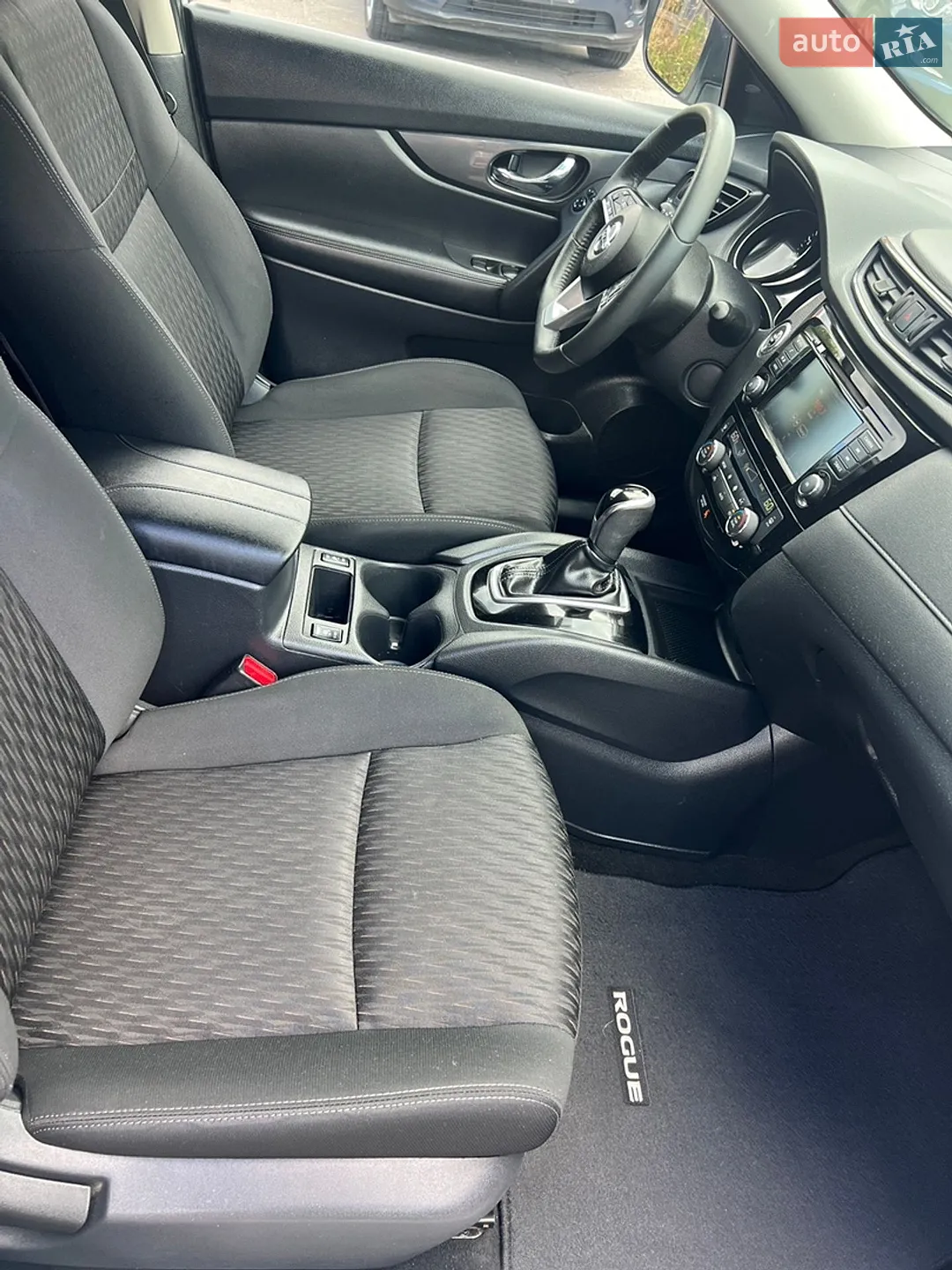 2017 Nissan Rogue - мініатюра 14