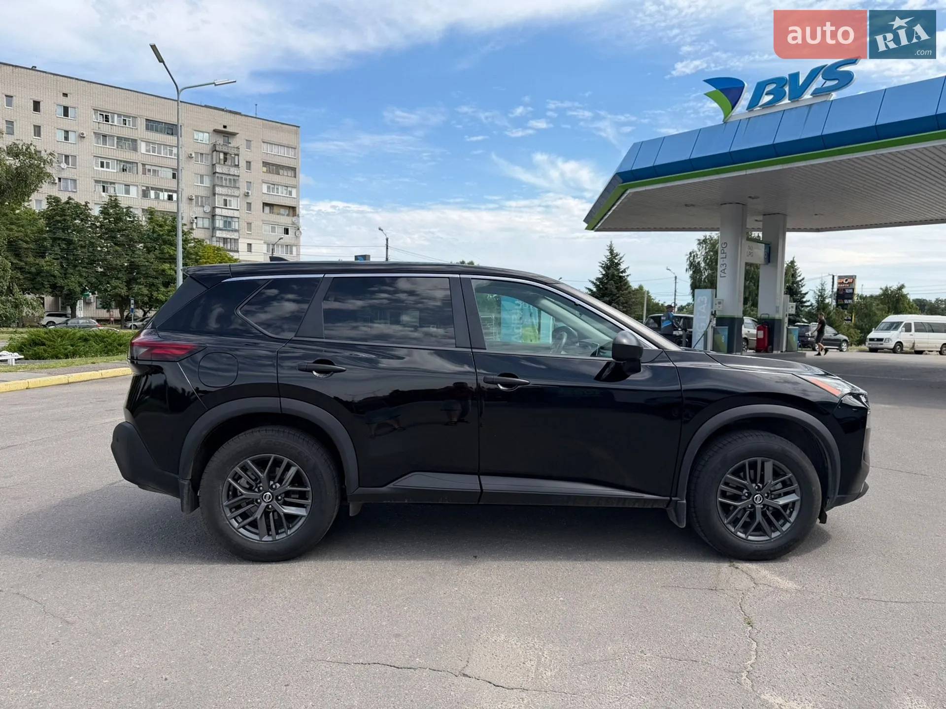 2021 Nissan Rogue - мініатюра 3