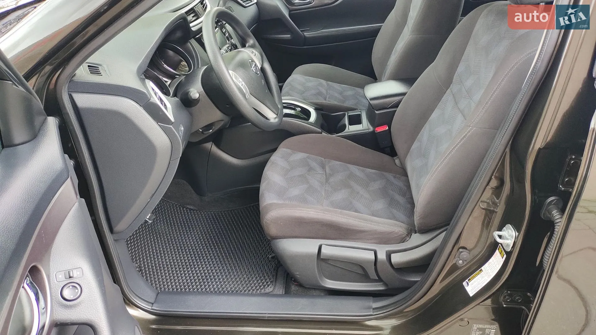 2016 Nissan Rogue - мініатюра 8