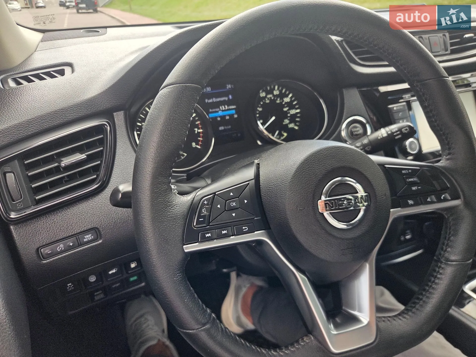 2019 Nissan Rogue - мініатюра 13