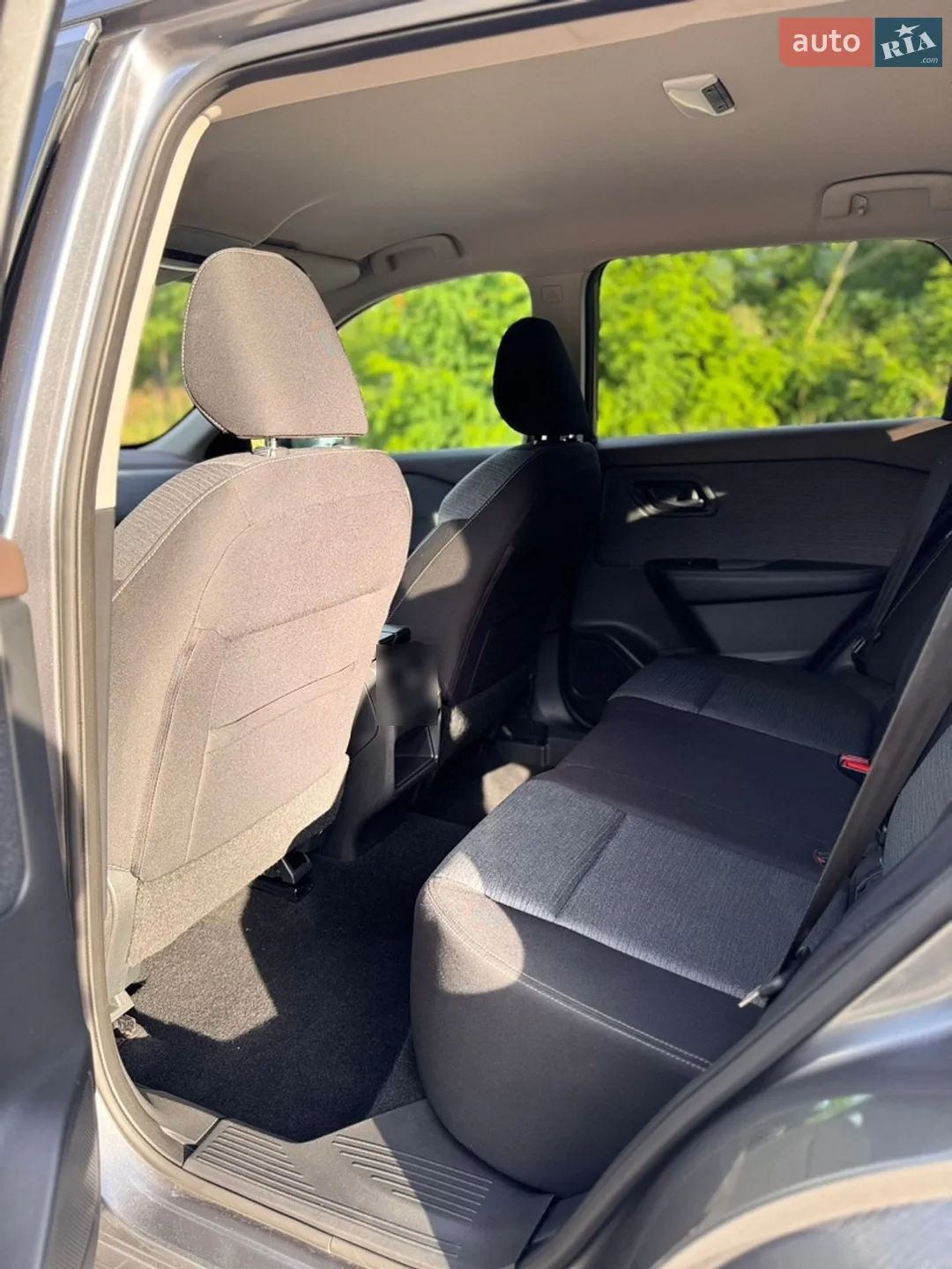 2021 Nissan Rogue - мініатюра 16