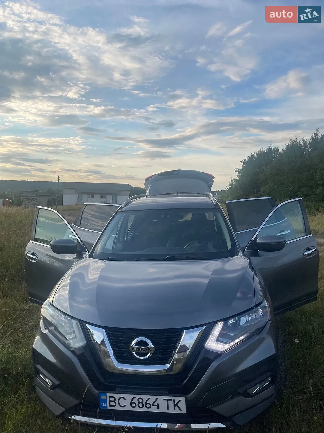 2017 Nissan Rogue - мініатюра 2