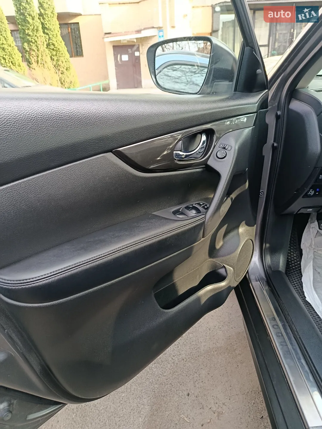 2020 Nissan Rogue - мініатюра 13