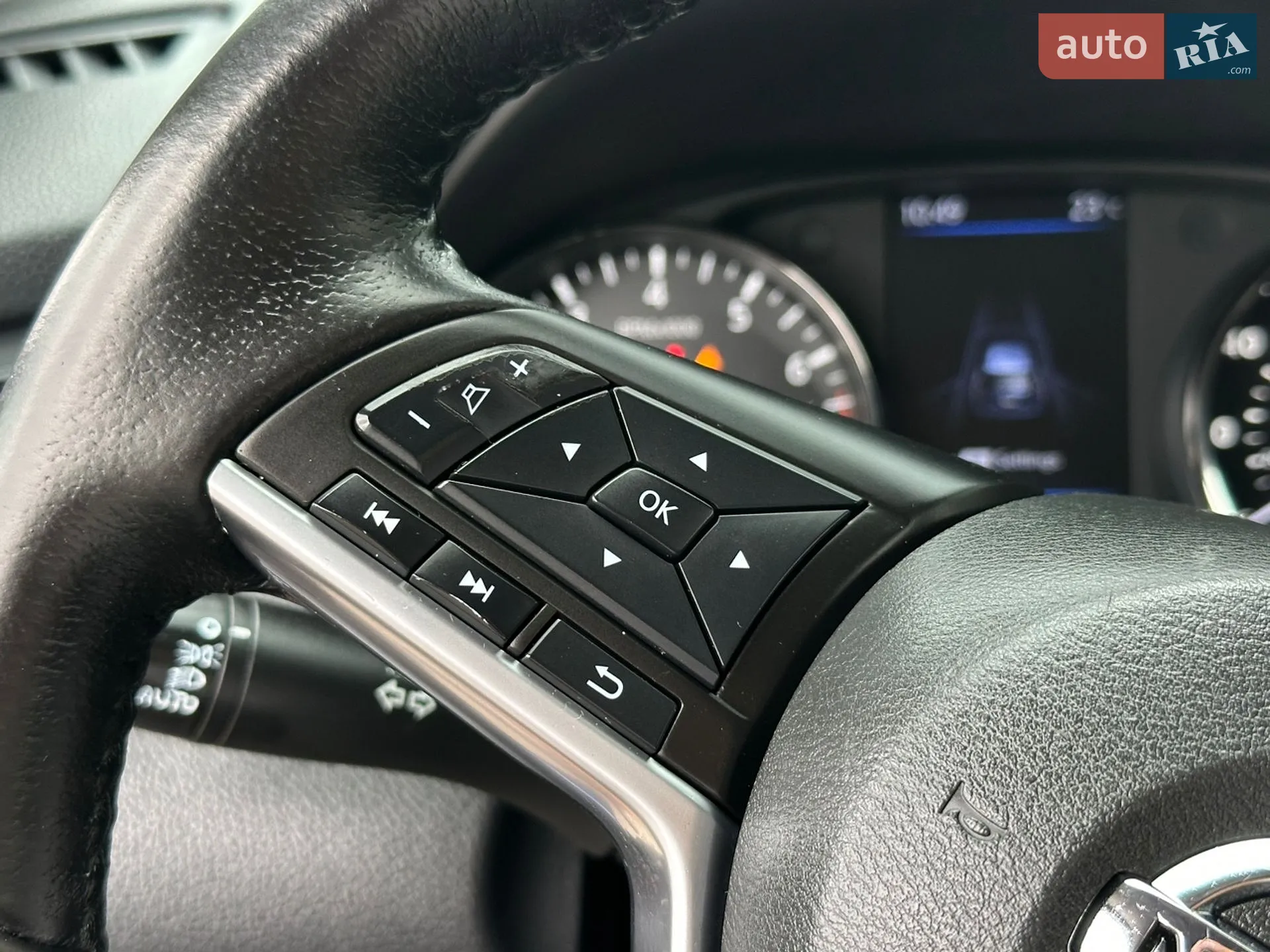 2019 Nissan Rogue - мініатюра 28